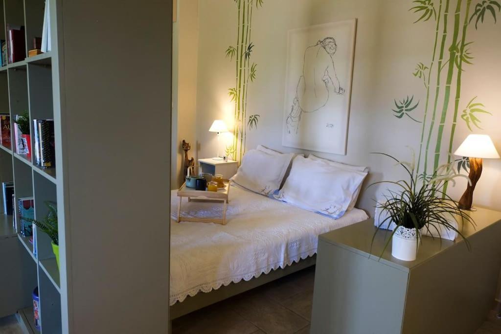 Apartment With Garden In Thessaloniki. Экстерьер фото